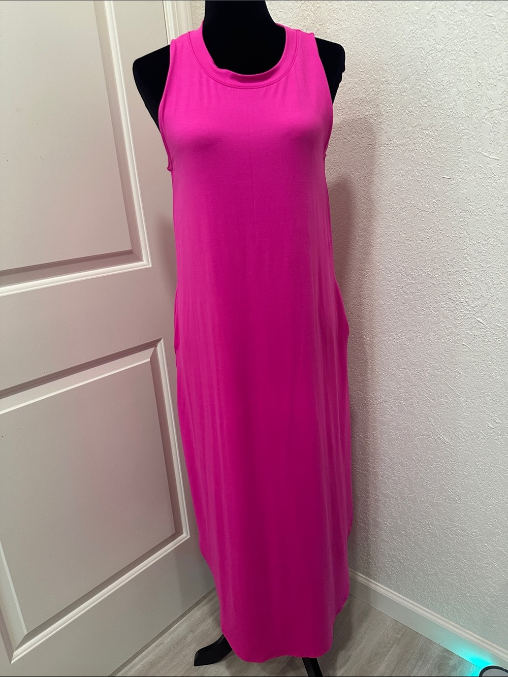 Zenana Sleeveless Vibrant Pink Maxi Dress